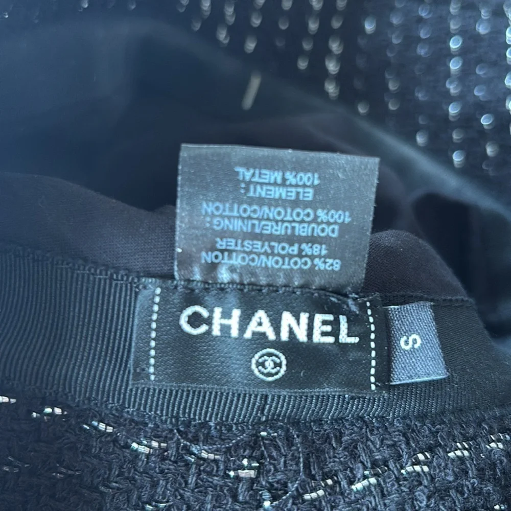 EUC CHANEL women’s bucket hat in black with silver metallic flecks size s